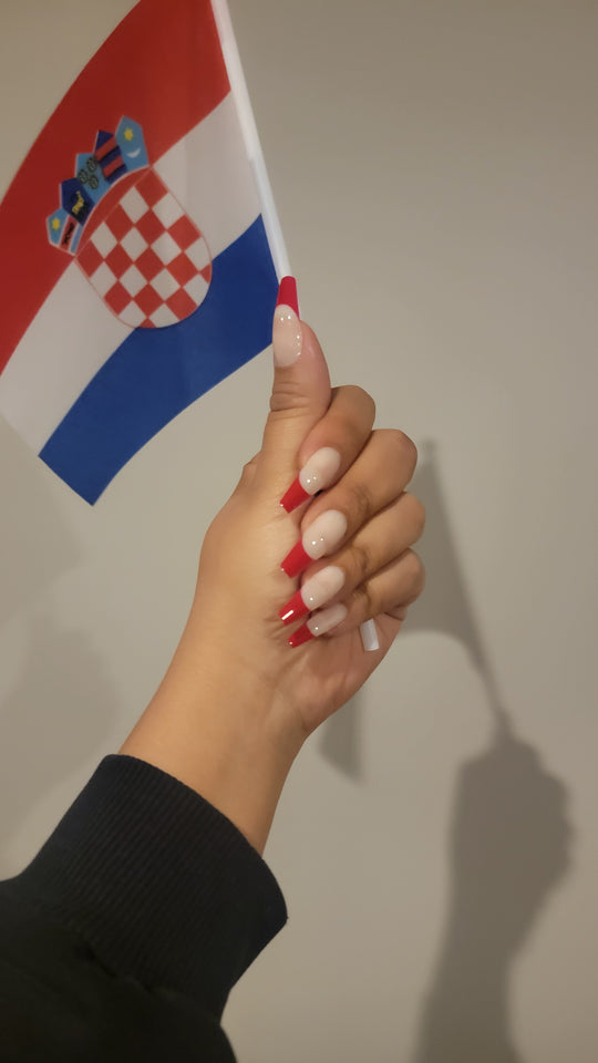 'ANNO DOMINI' CLAWS