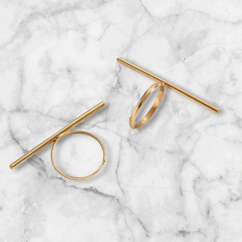 'CROSS THE LINE' 2PC Ring Set